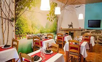 Casa As Fontes 3* Porqueiros